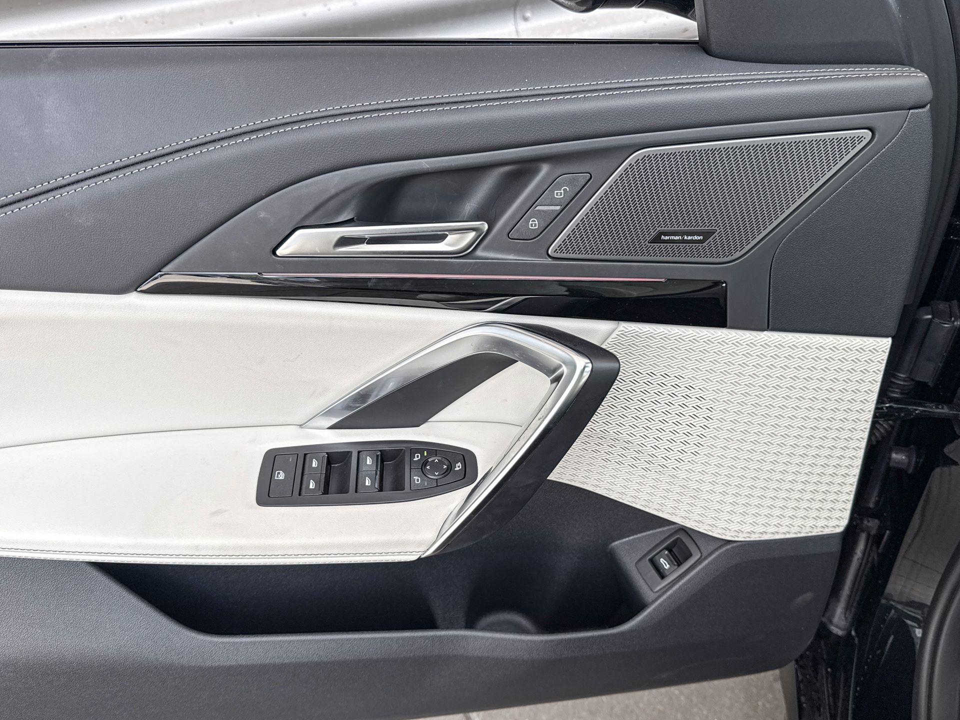 Foto van BMW Ix1 Edrive20