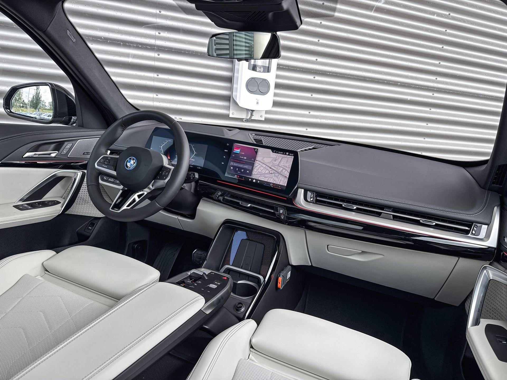 Foto van BMW Ix1 Edrive20