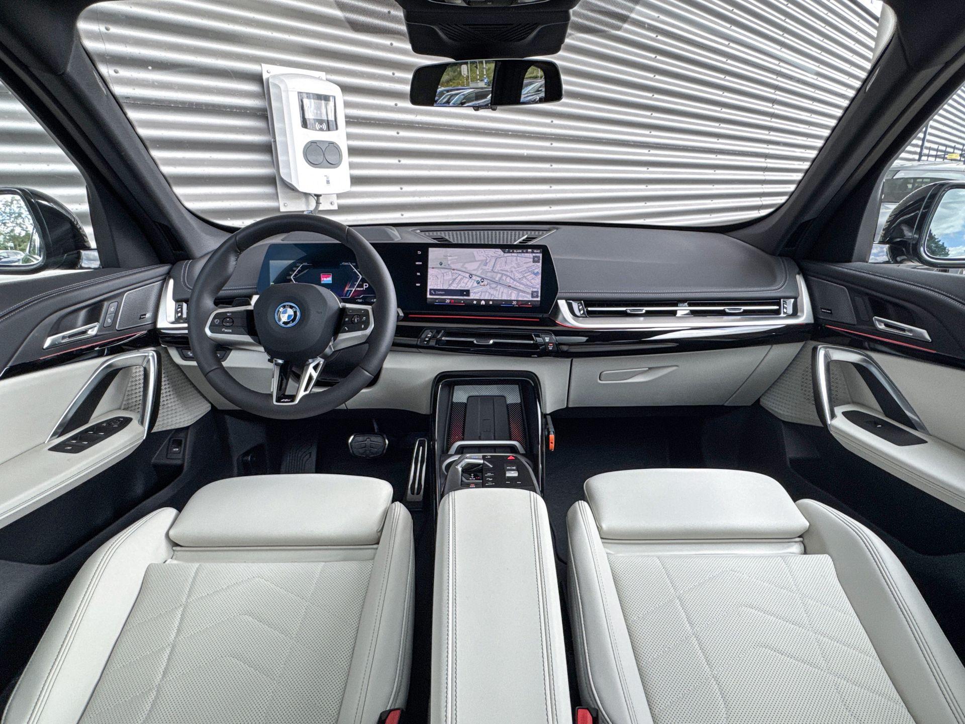 Foto van BMW Ix1 Edrive20