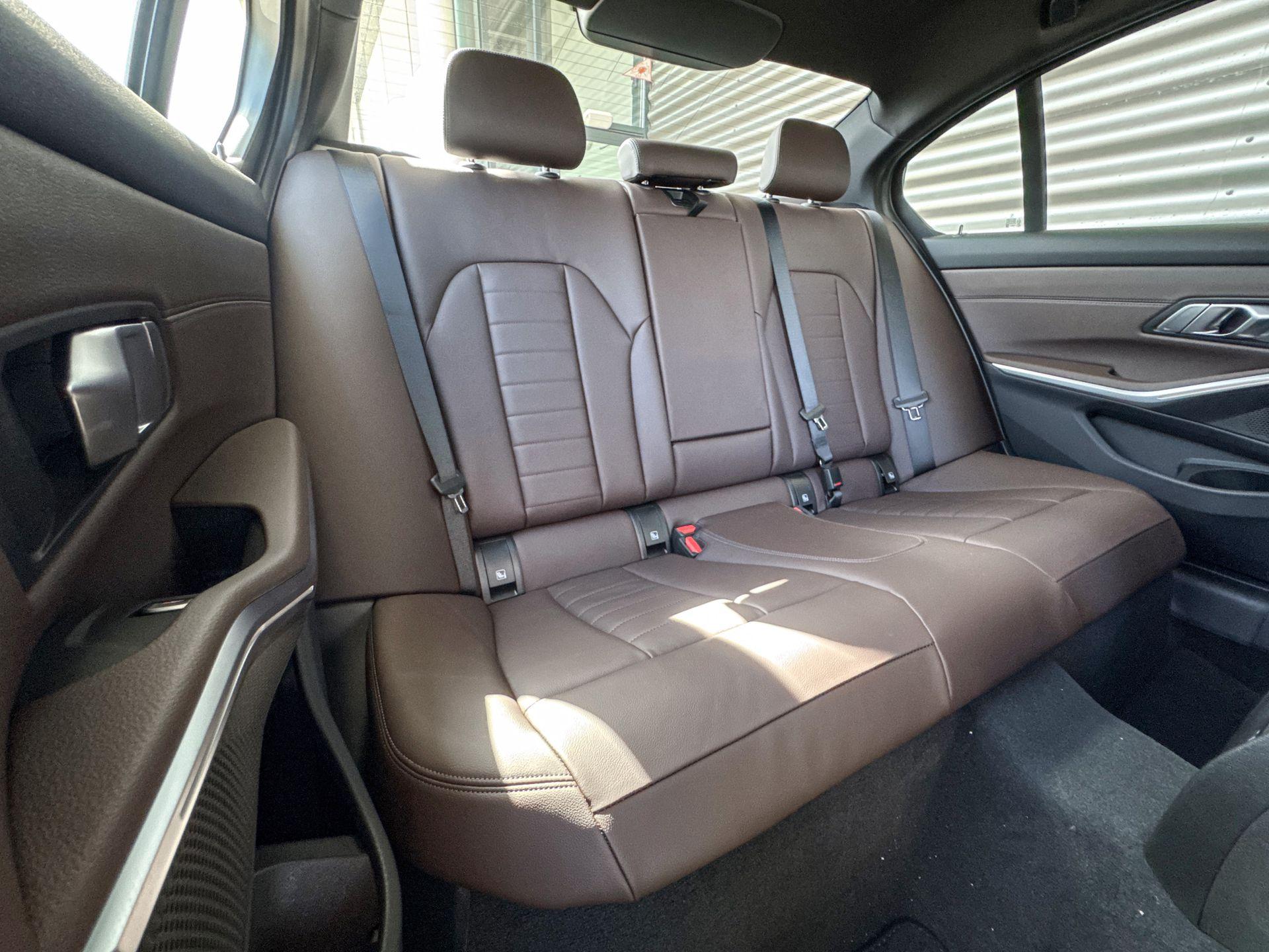 Foto van BMW 318i