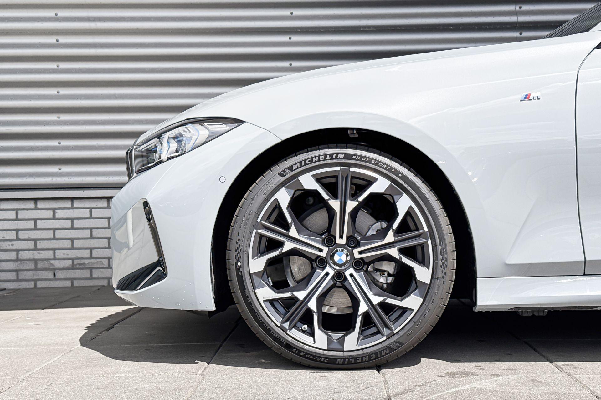 Foto van BMW 320i