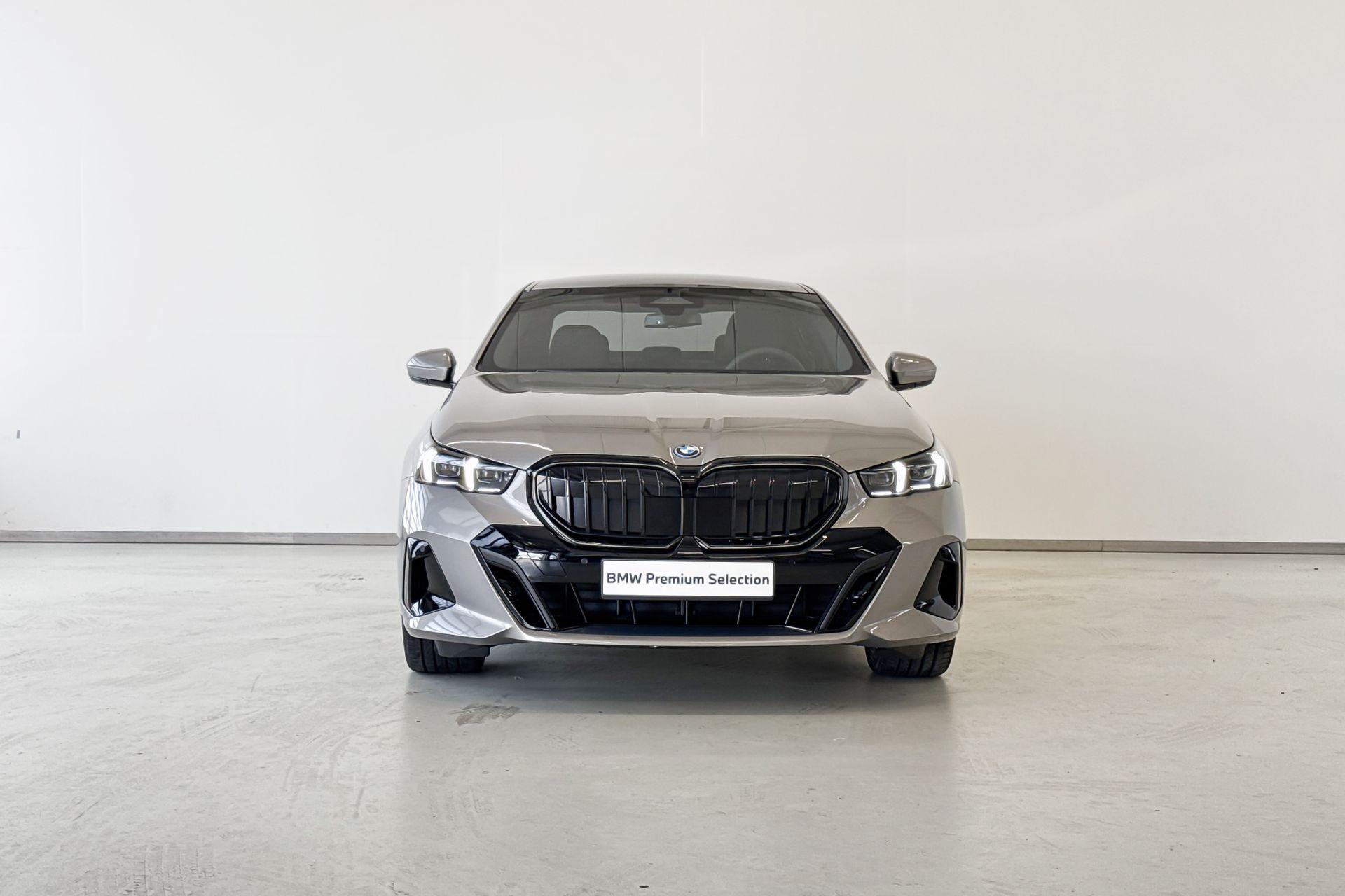 Foto van BMW I5 Edrive40
