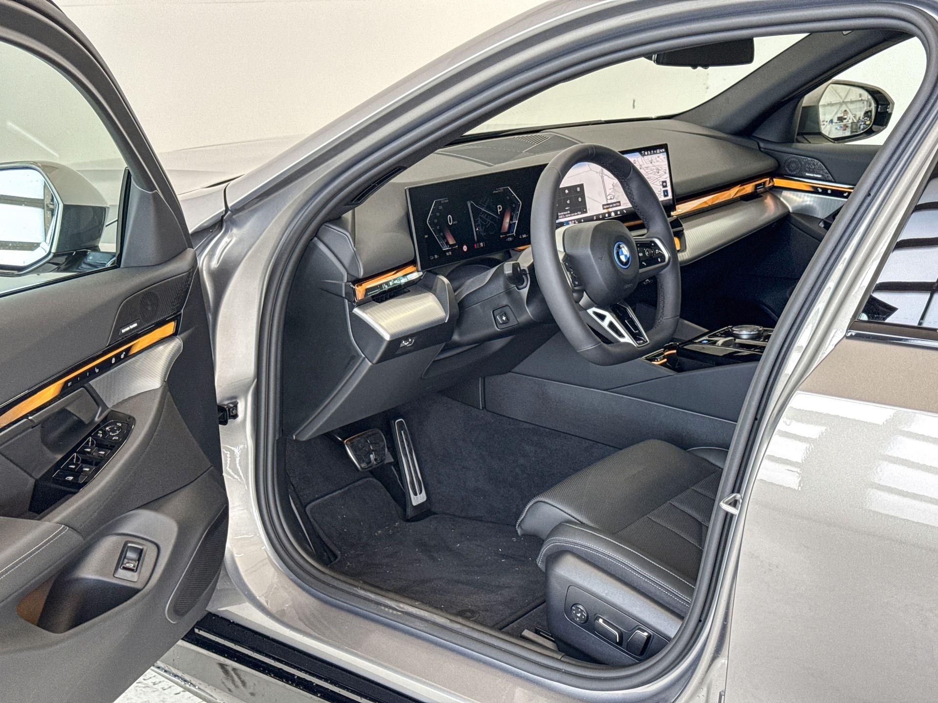 Foto van BMW I5 Edrive40
