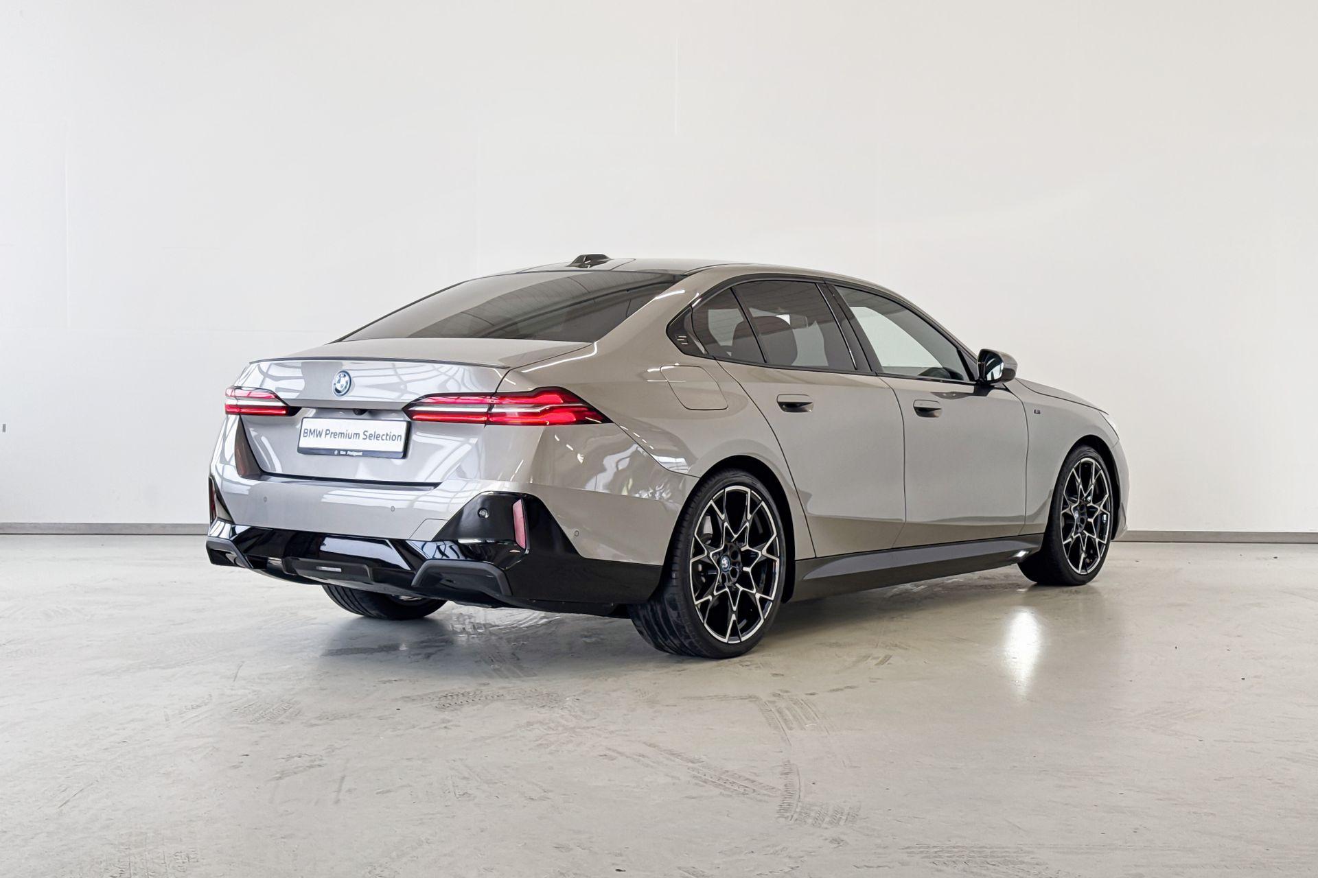 Foto van BMW I5 Edrive40