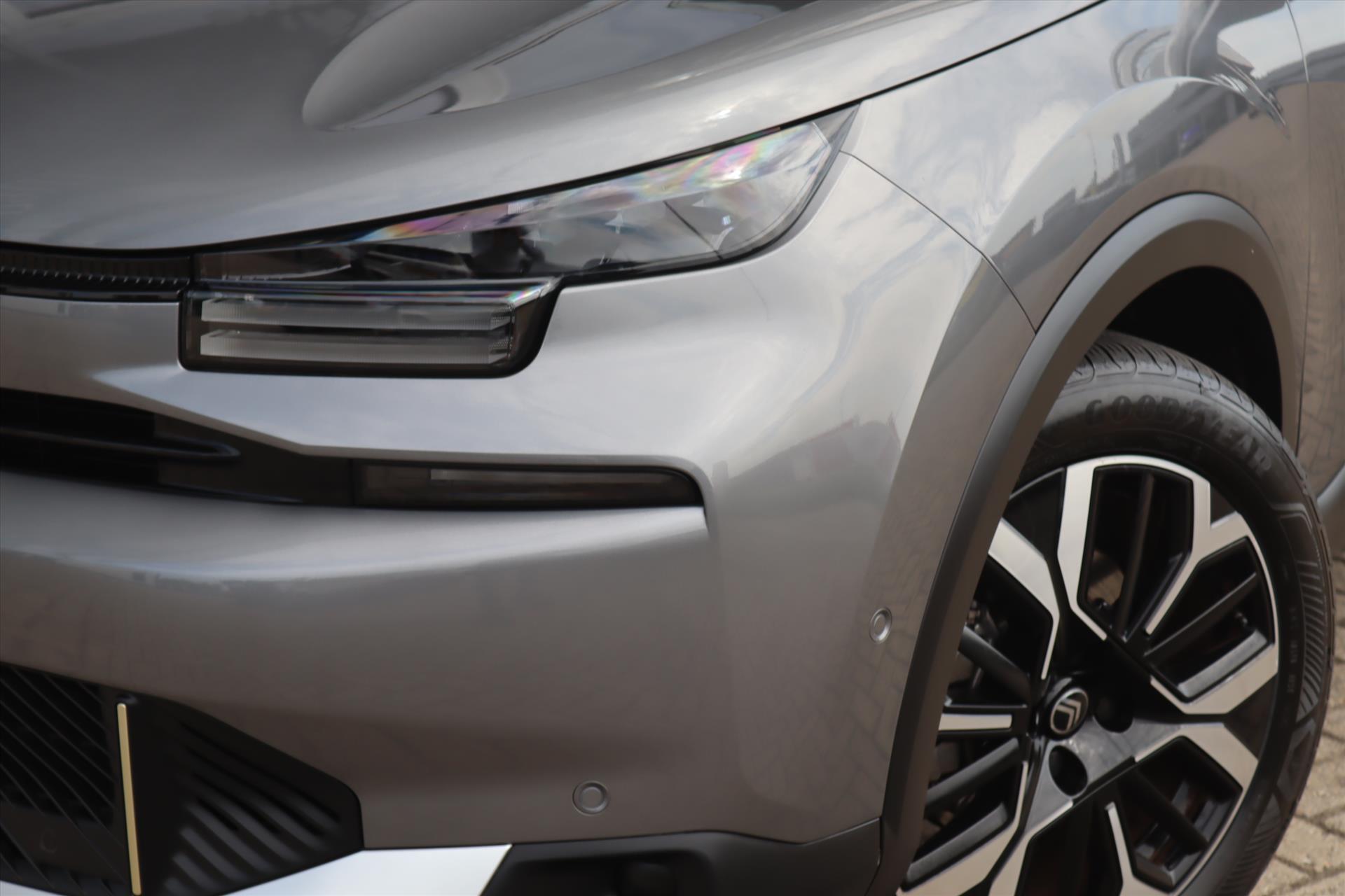 Foto van Citroen C4 X