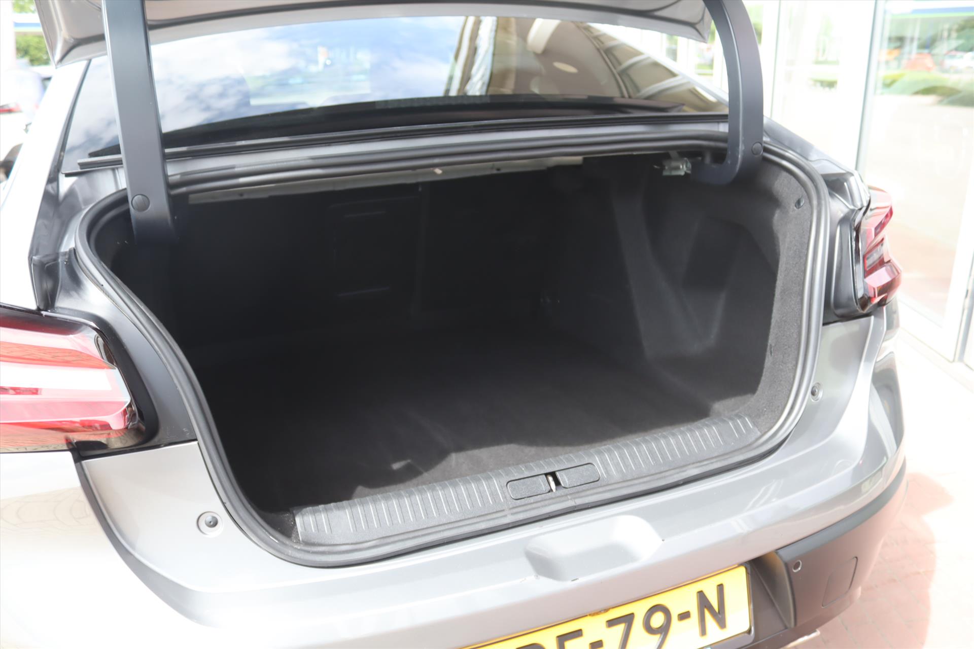 Foto van Citroen C4 X