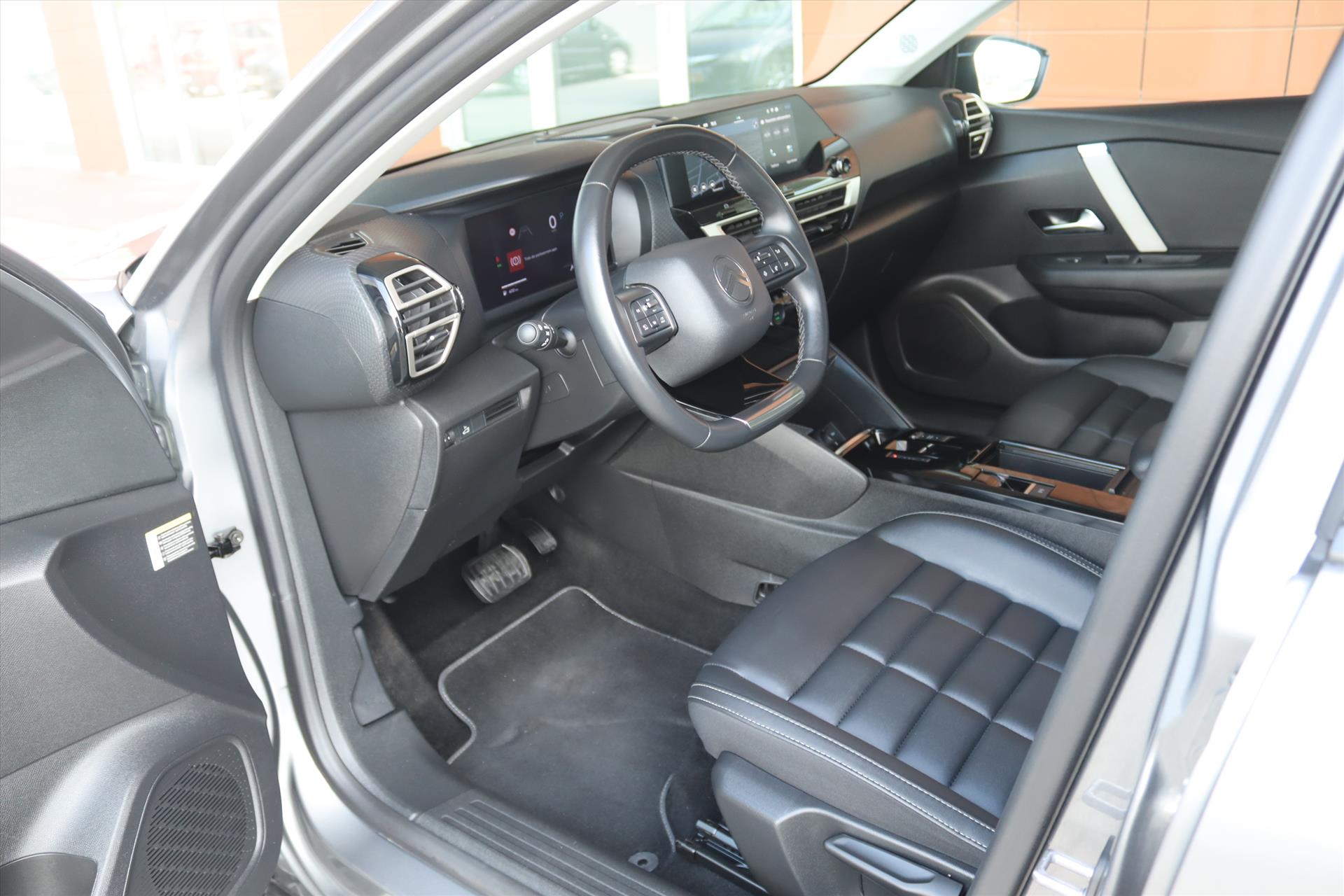Foto van Citroen C4 X