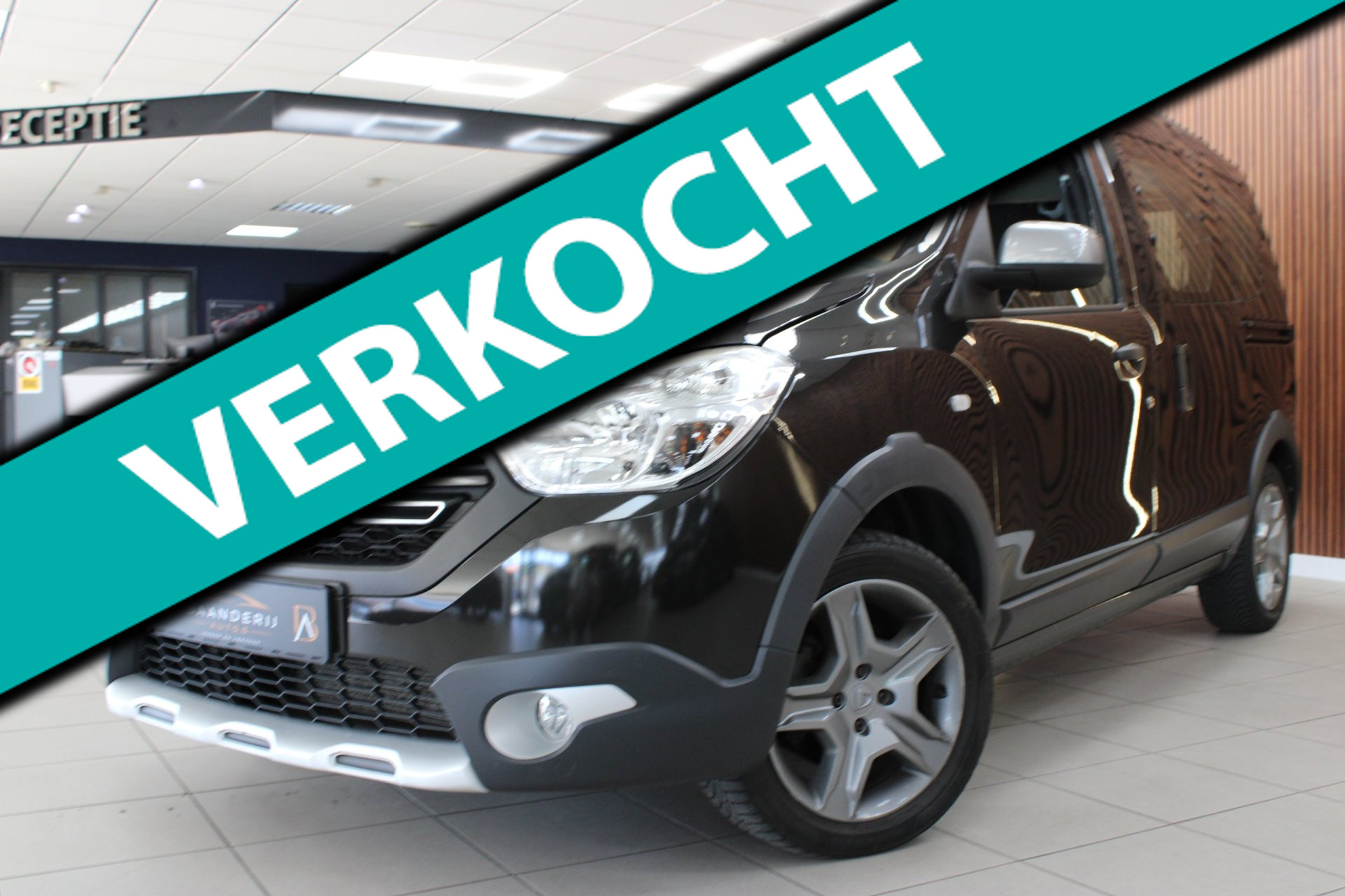 Dacia Dokker 1.3 TCe Comfort | Airco | Cruise control | Navi | Parkeersensoren & Camera | Stoelverwarming 2021 - voorkant