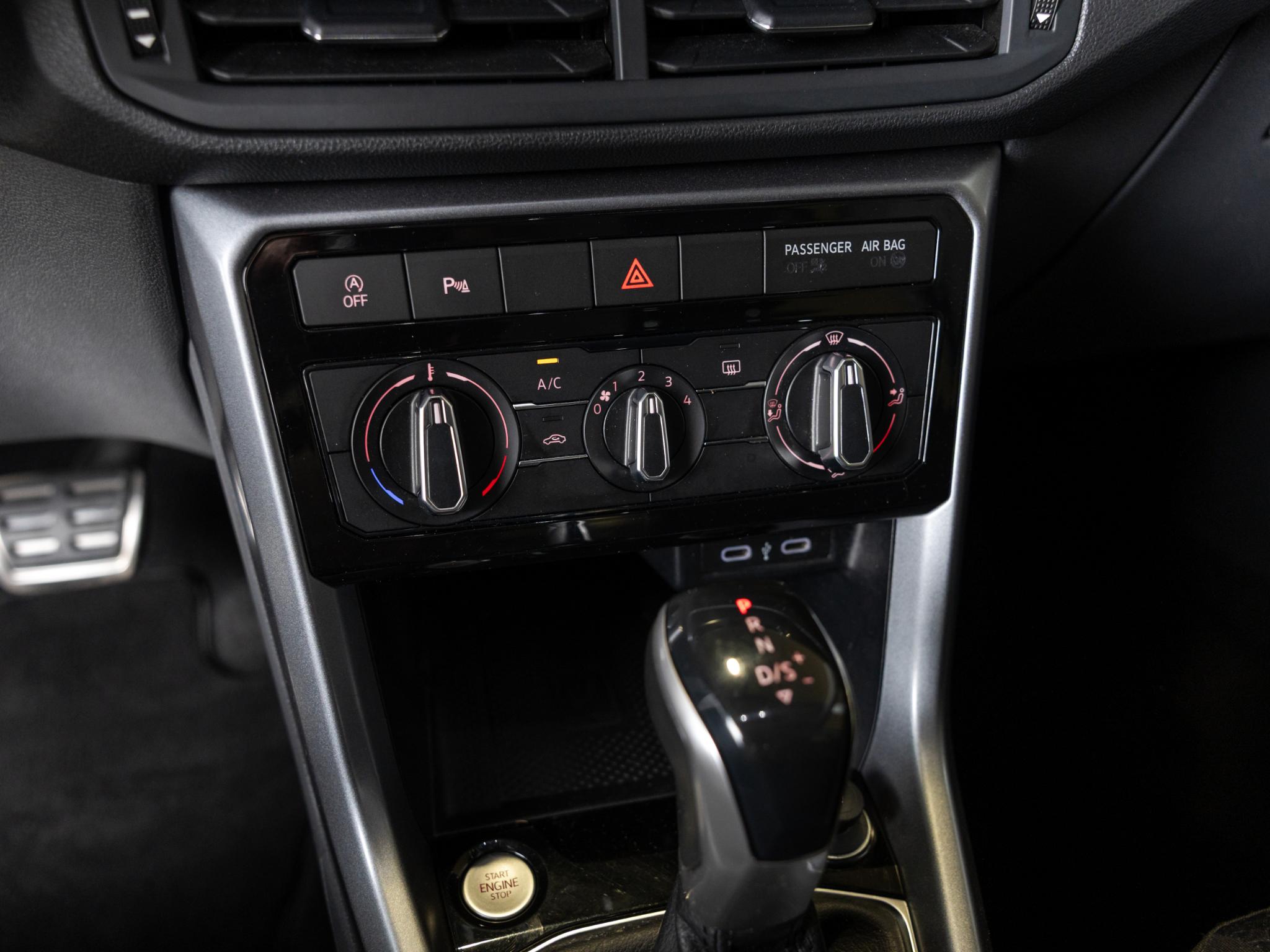 Foto van Volkswagen T-cross