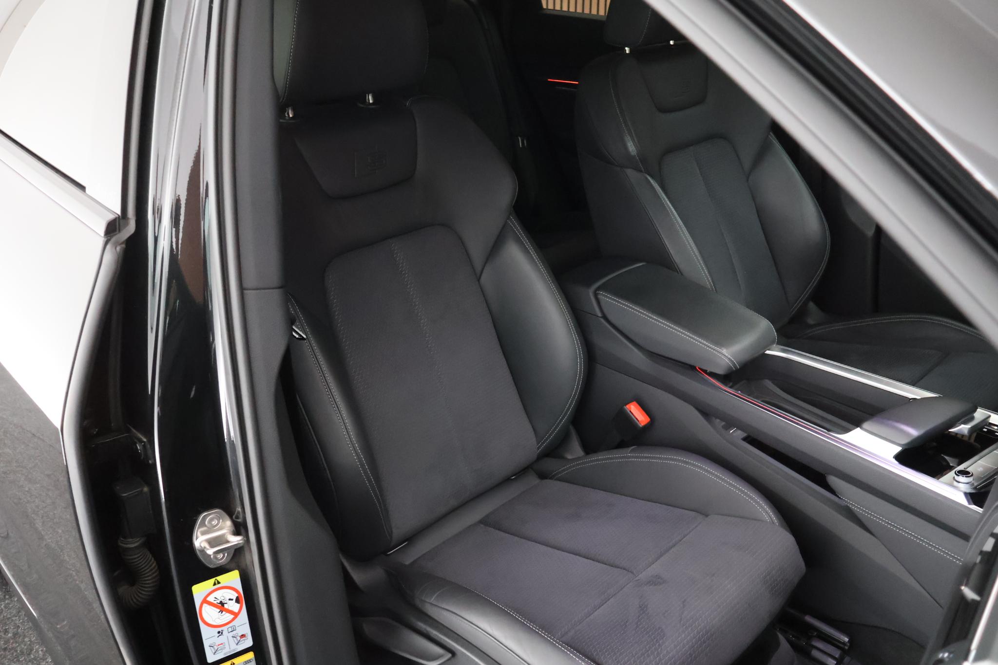 Foto van Audi Q8 E-tron