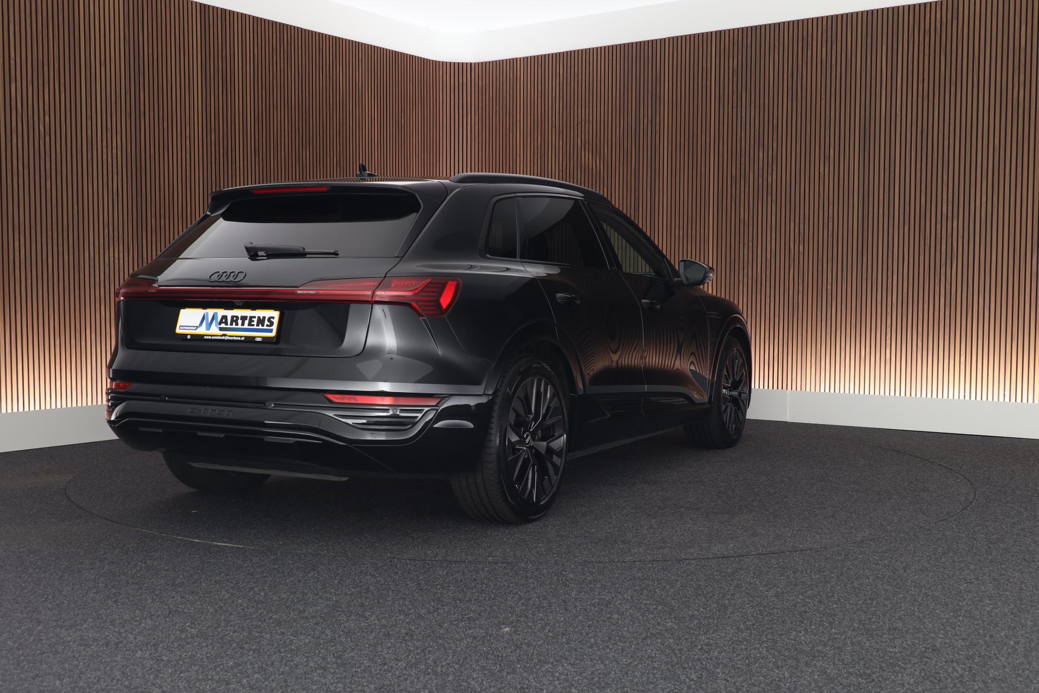 Foto van Audi Q8 E-tron