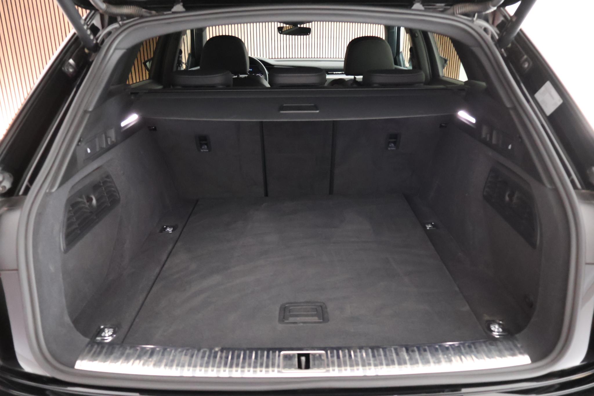 Foto van Audi Q8 E-tron