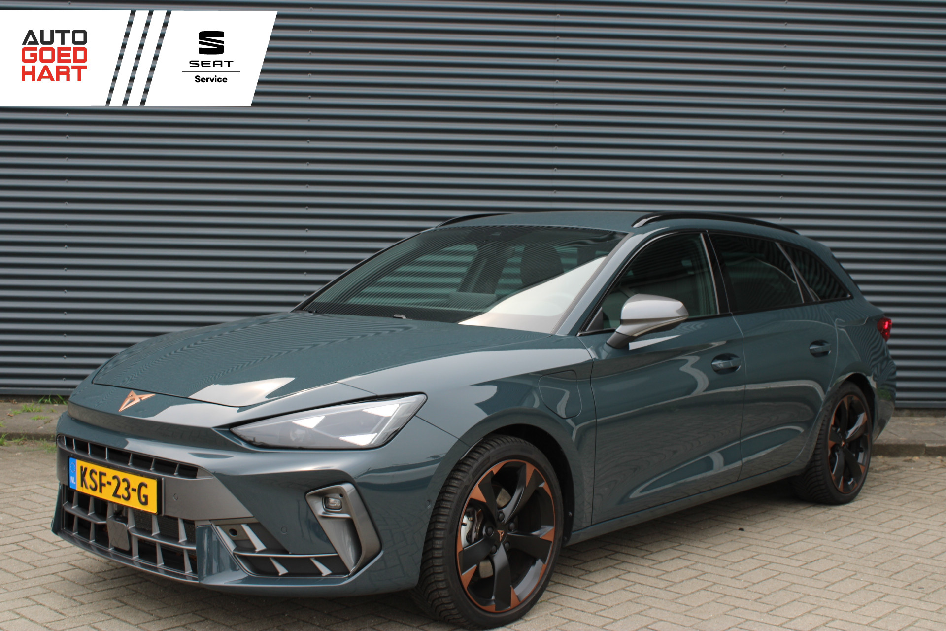 Cupra Leon Sportstourer 1.5 TSI e-Hybrid Business Adaptive-Cruise Camera Stuur-en Stoelverwarming 2025 - voorkant