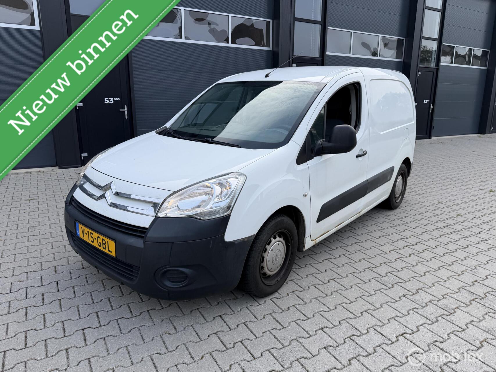 Citroen Berlingo 1.6 VTi 500 Club MARGE airco 2011 - voorkant