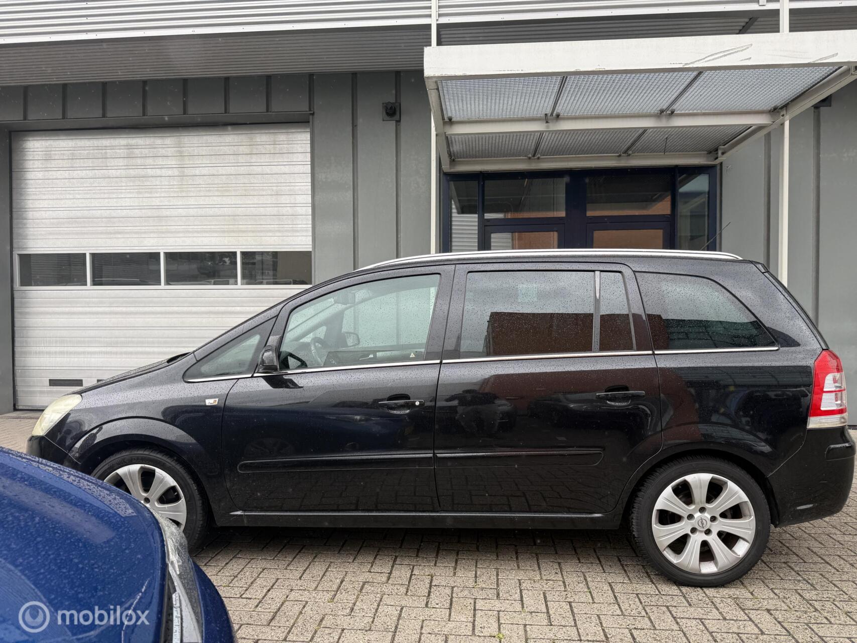 Foto van Opel Zafira