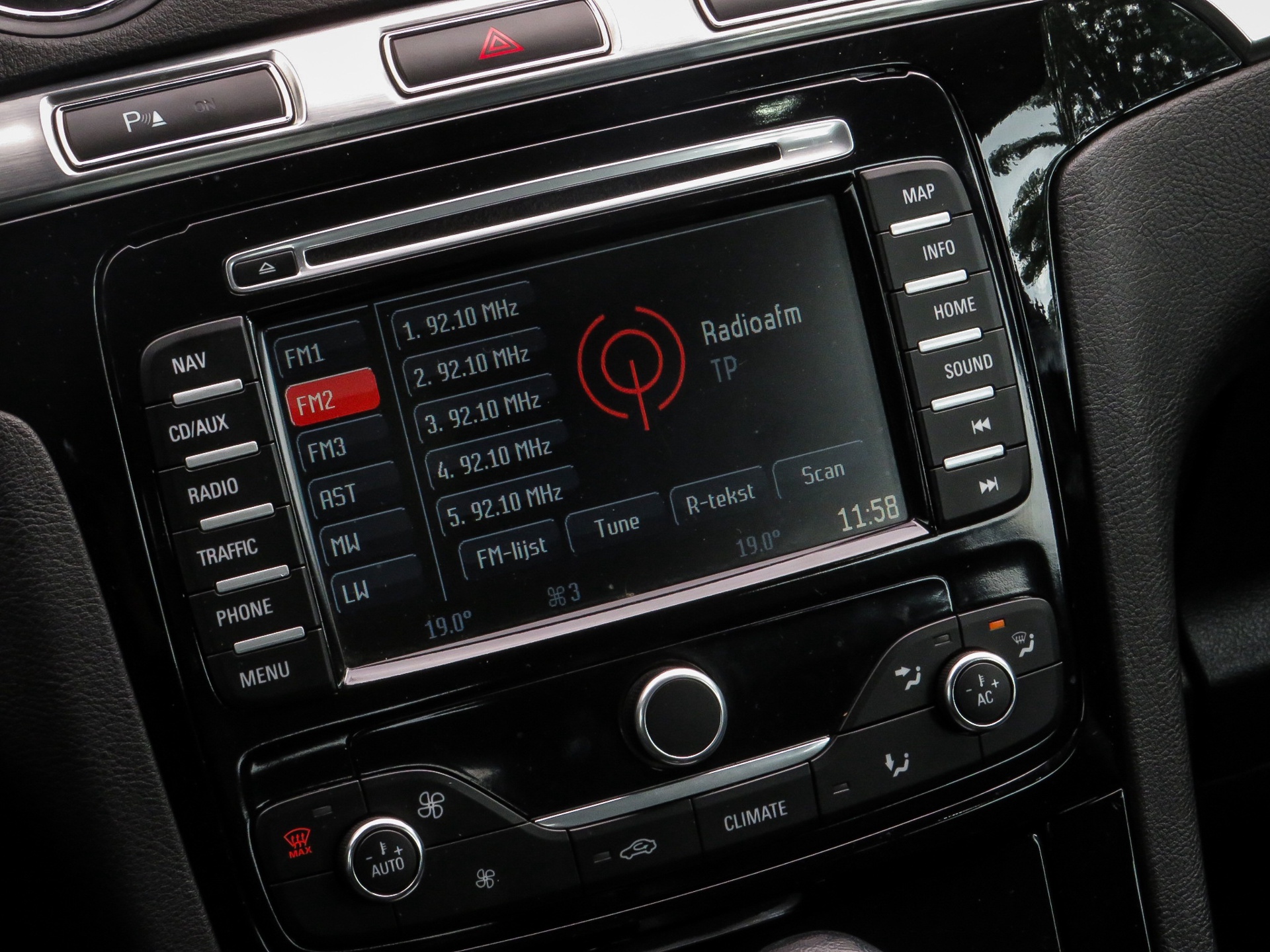 Foto van Ford S-max 2.0 Scti