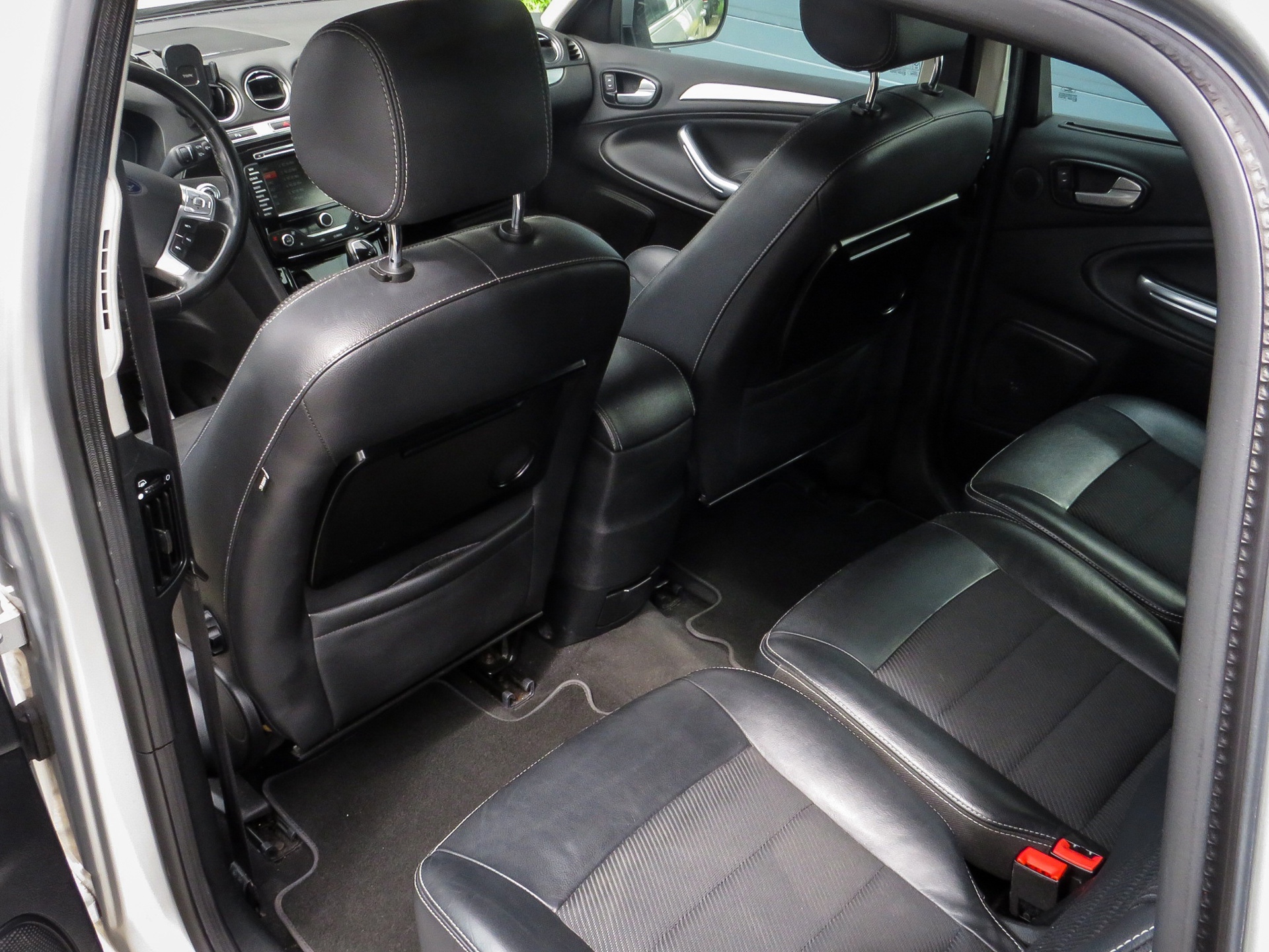 Foto van Ford S-max 2.0 Scti