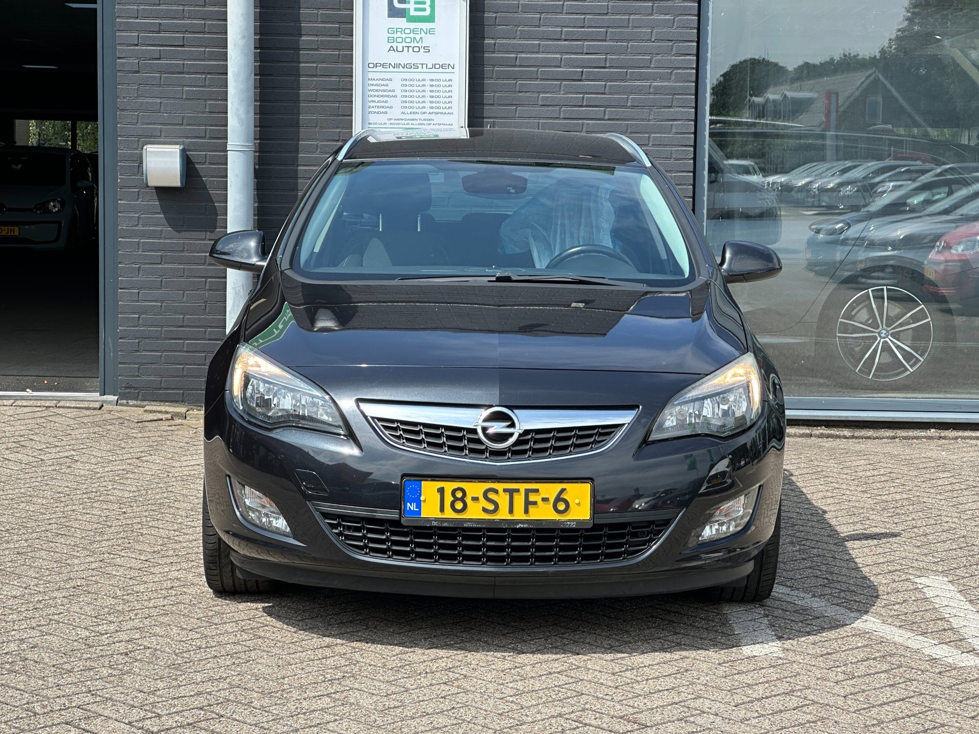Foto van Opel Astra Sports Tourer