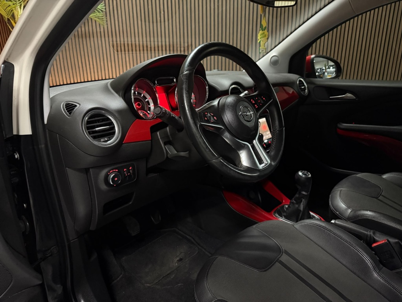 Foto van Opel Adam