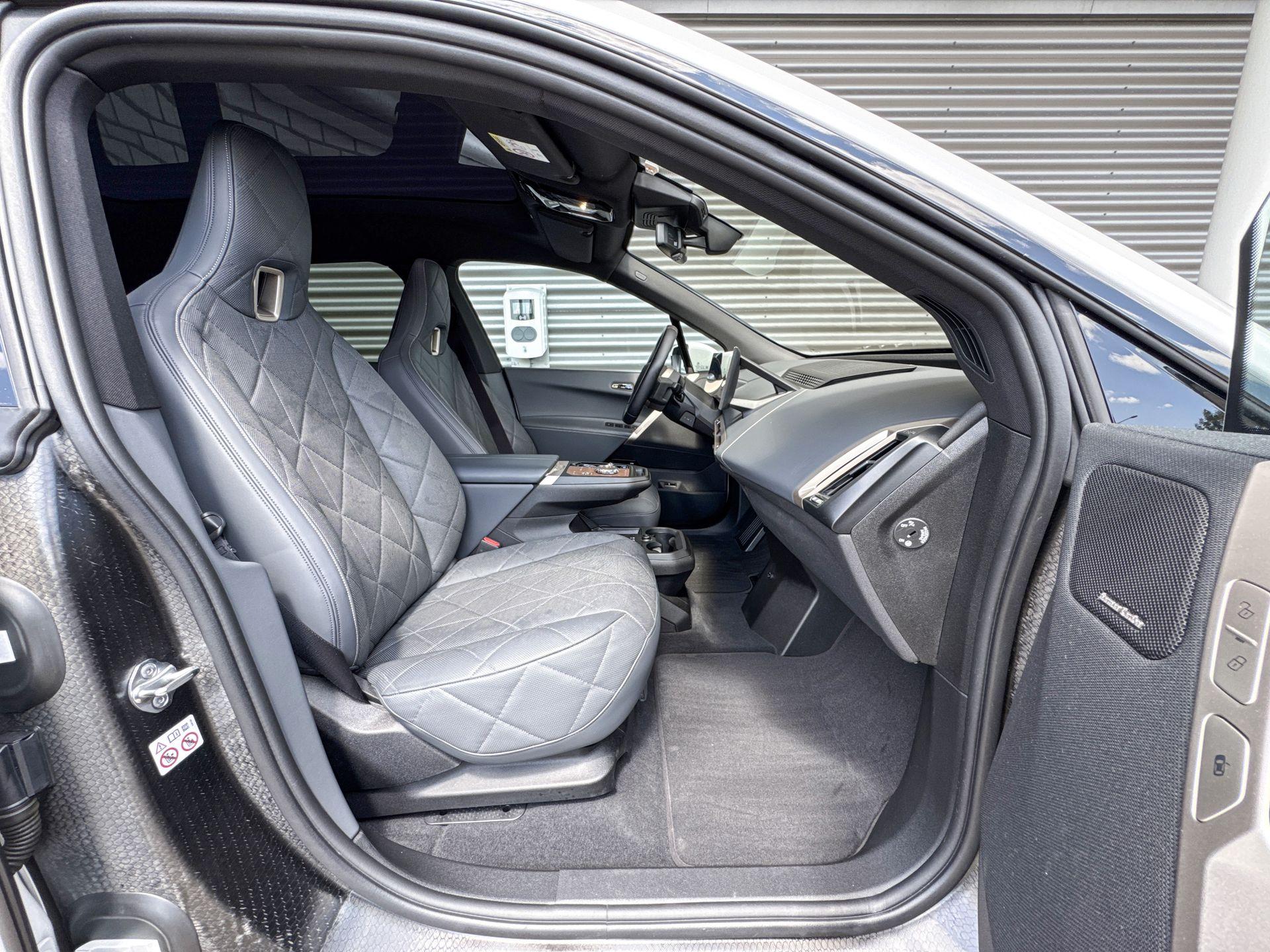 Foto van BMW Ix Xdrive40