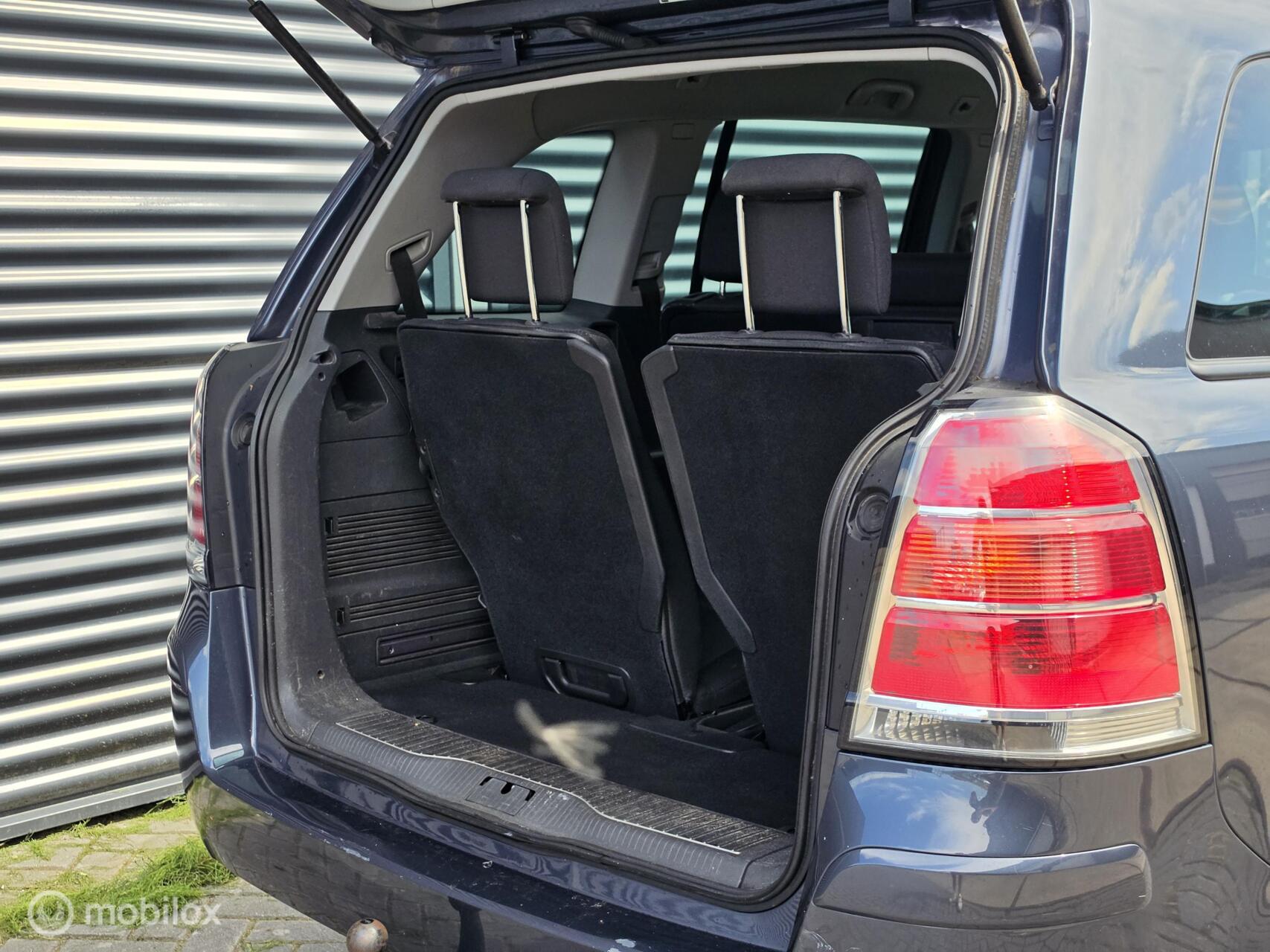 Foto van Opel Zafira