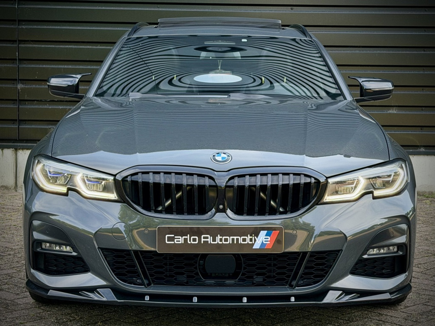 Foto van BMW 330e xDrive