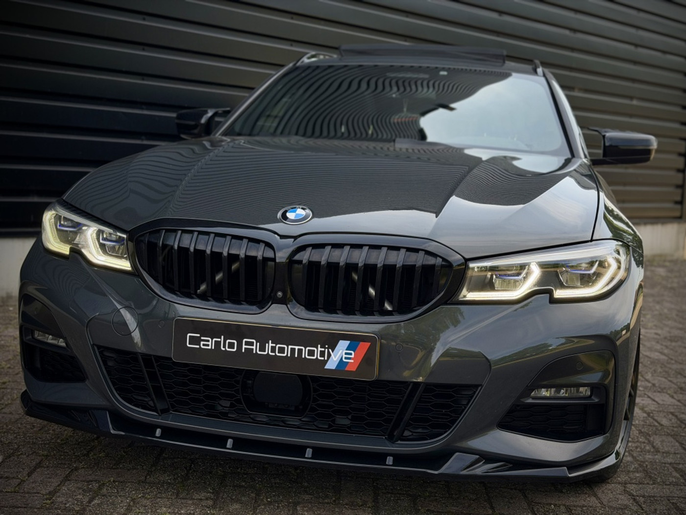 Foto van BMW 330e xDrive