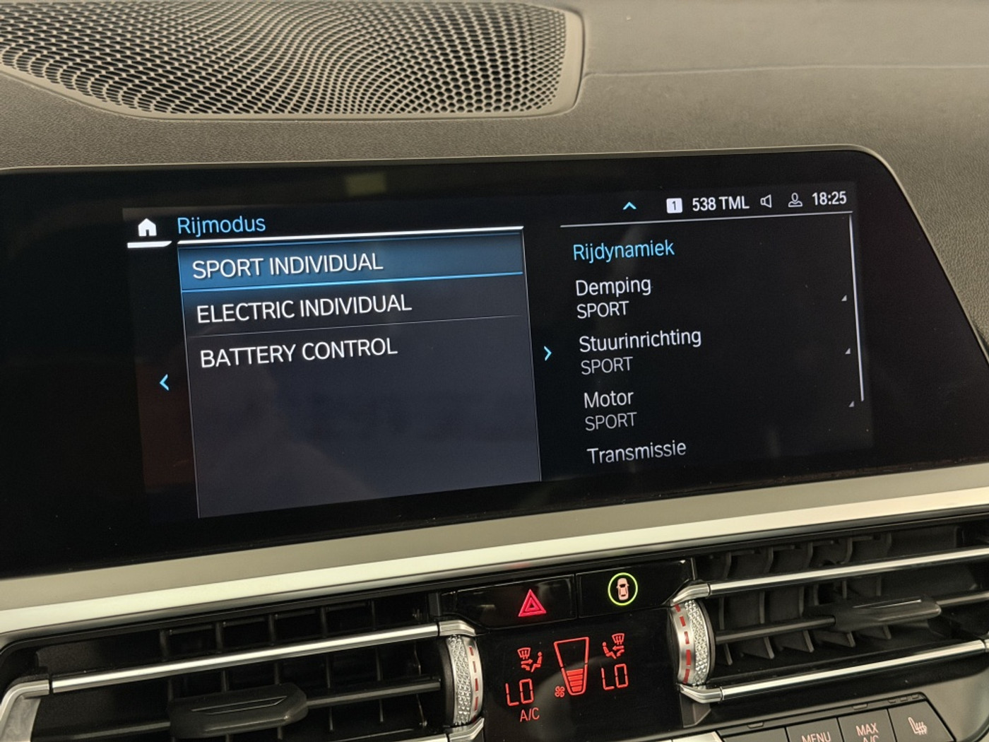 Foto van BMW 330e xDrive