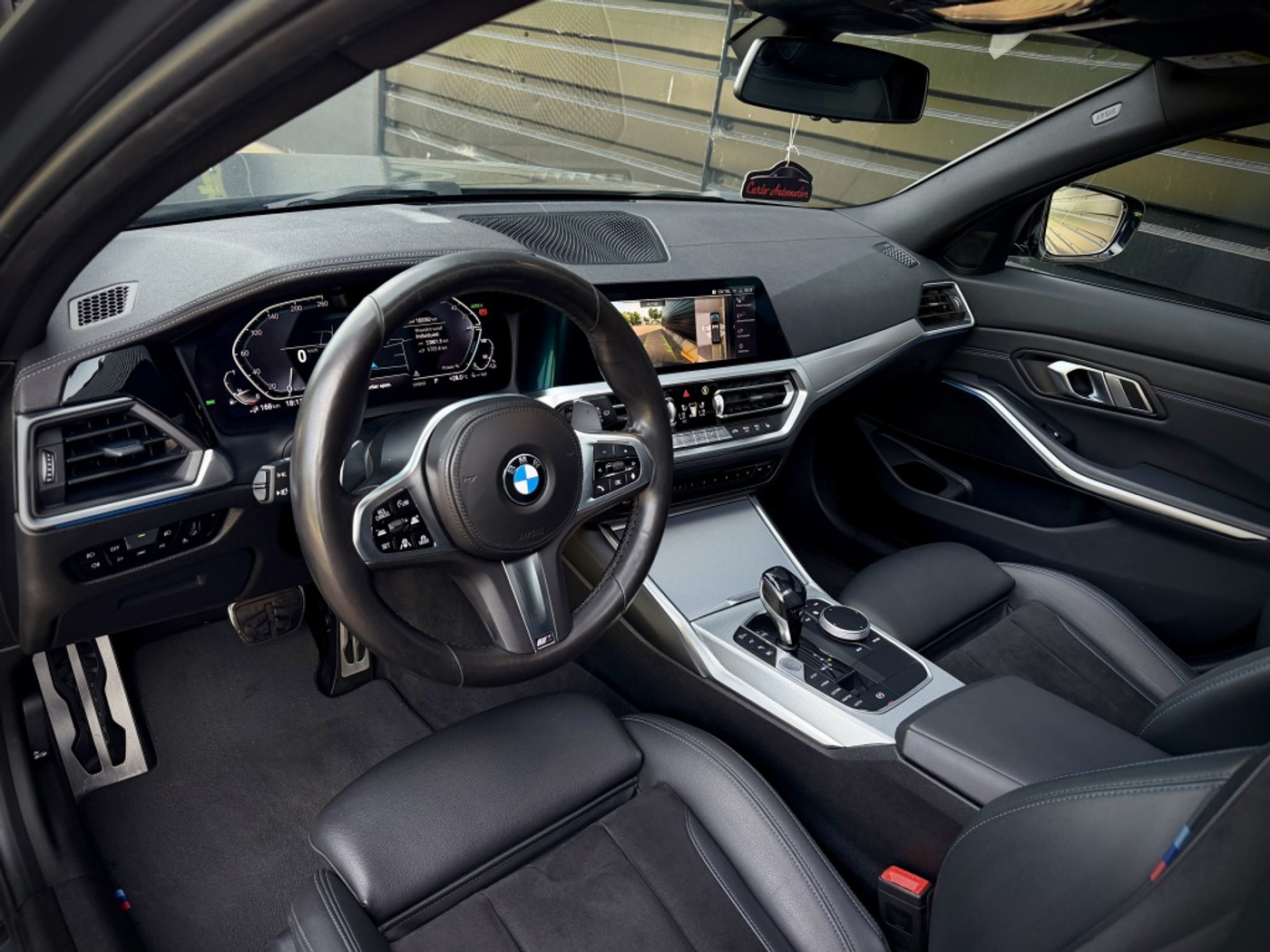 Foto van BMW 330e xDrive