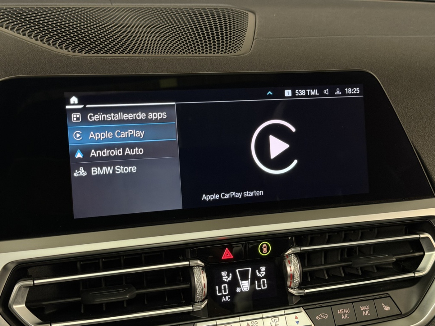 Foto van BMW 330e xDrive