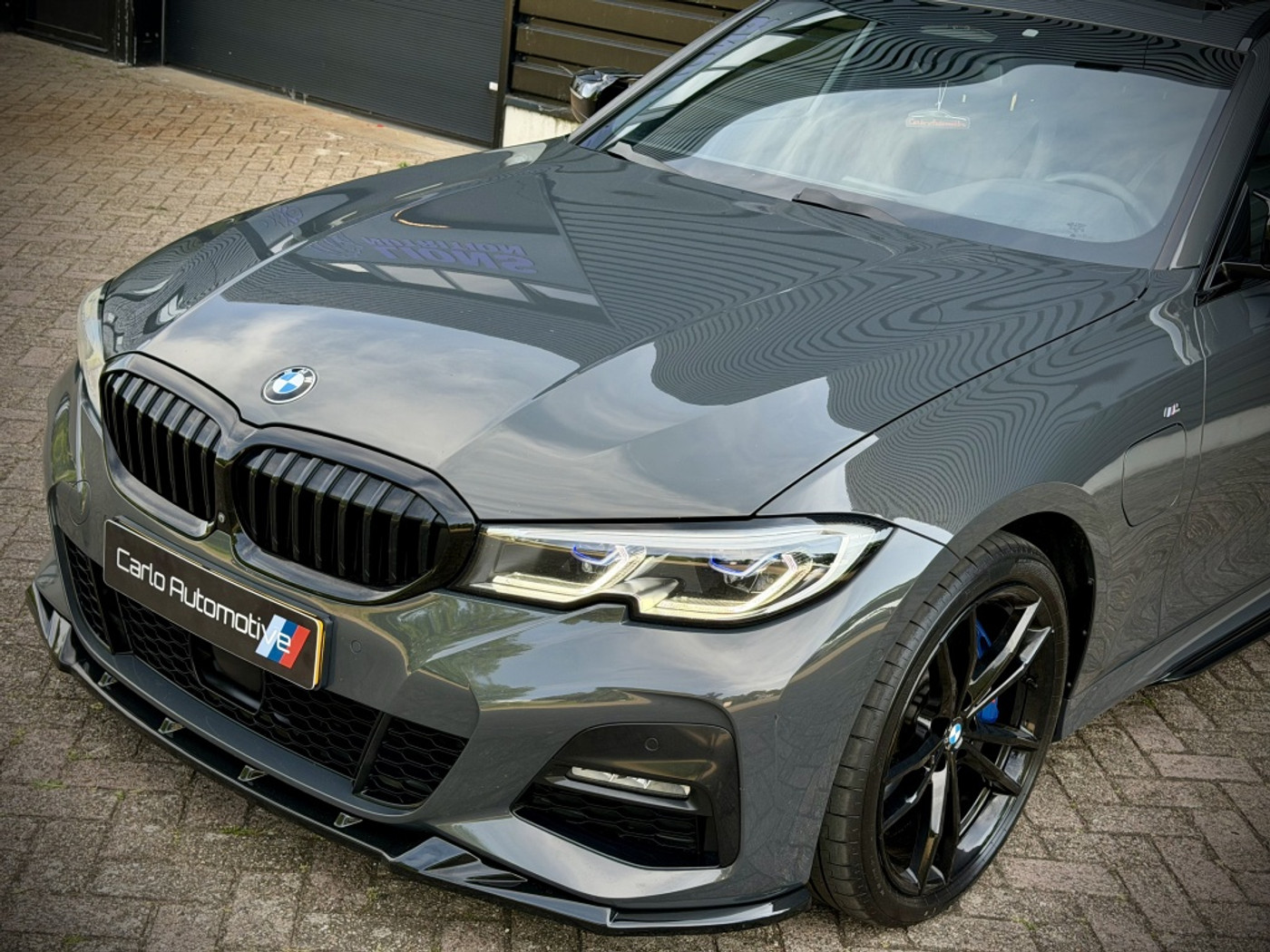 Foto van BMW 330e xDrive