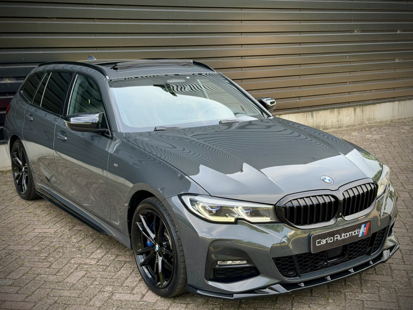 Foto van BMW 330e xDrive