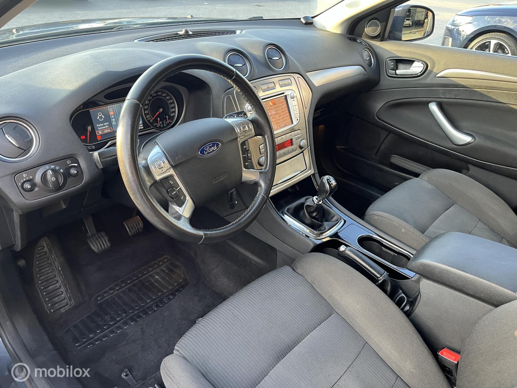 Foto van Ford Mondeo