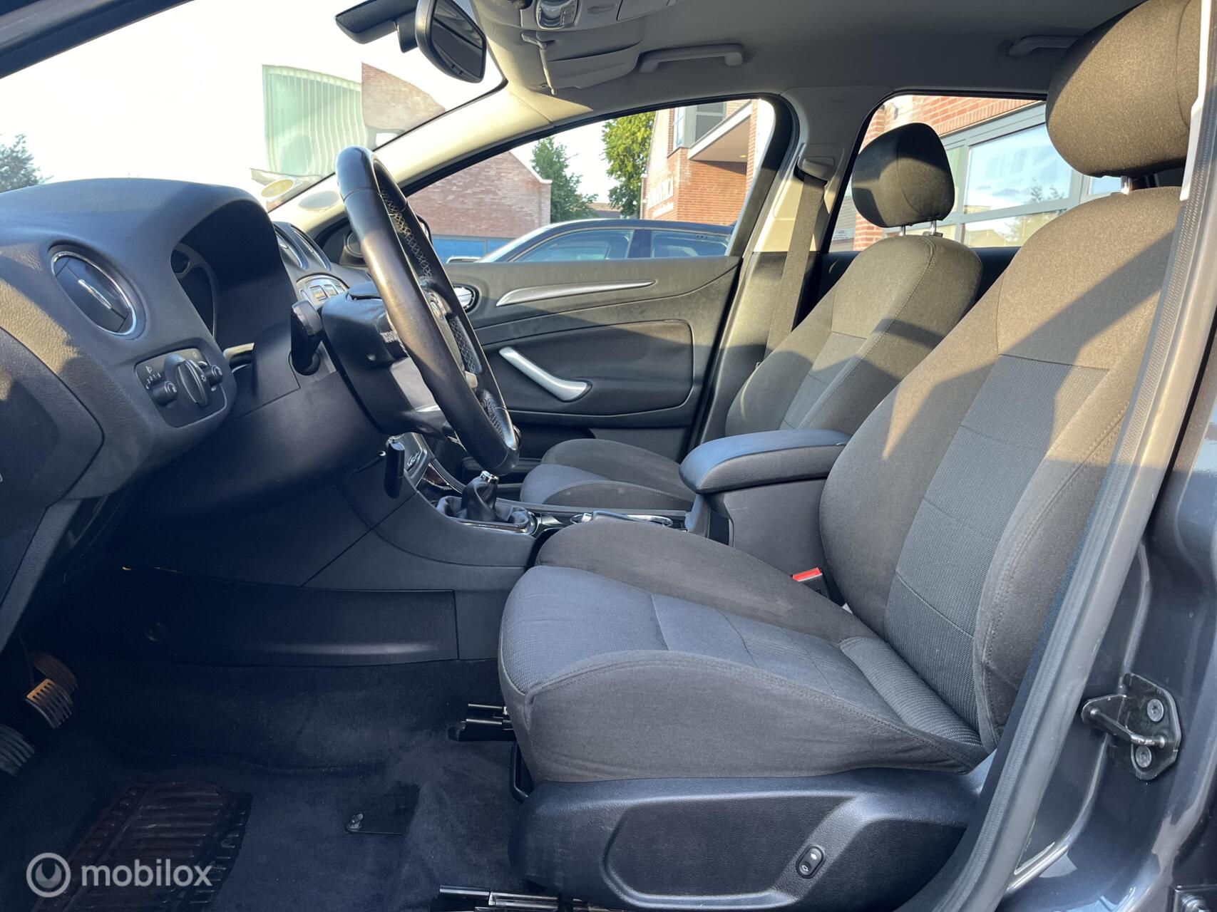 Foto van Ford Mondeo