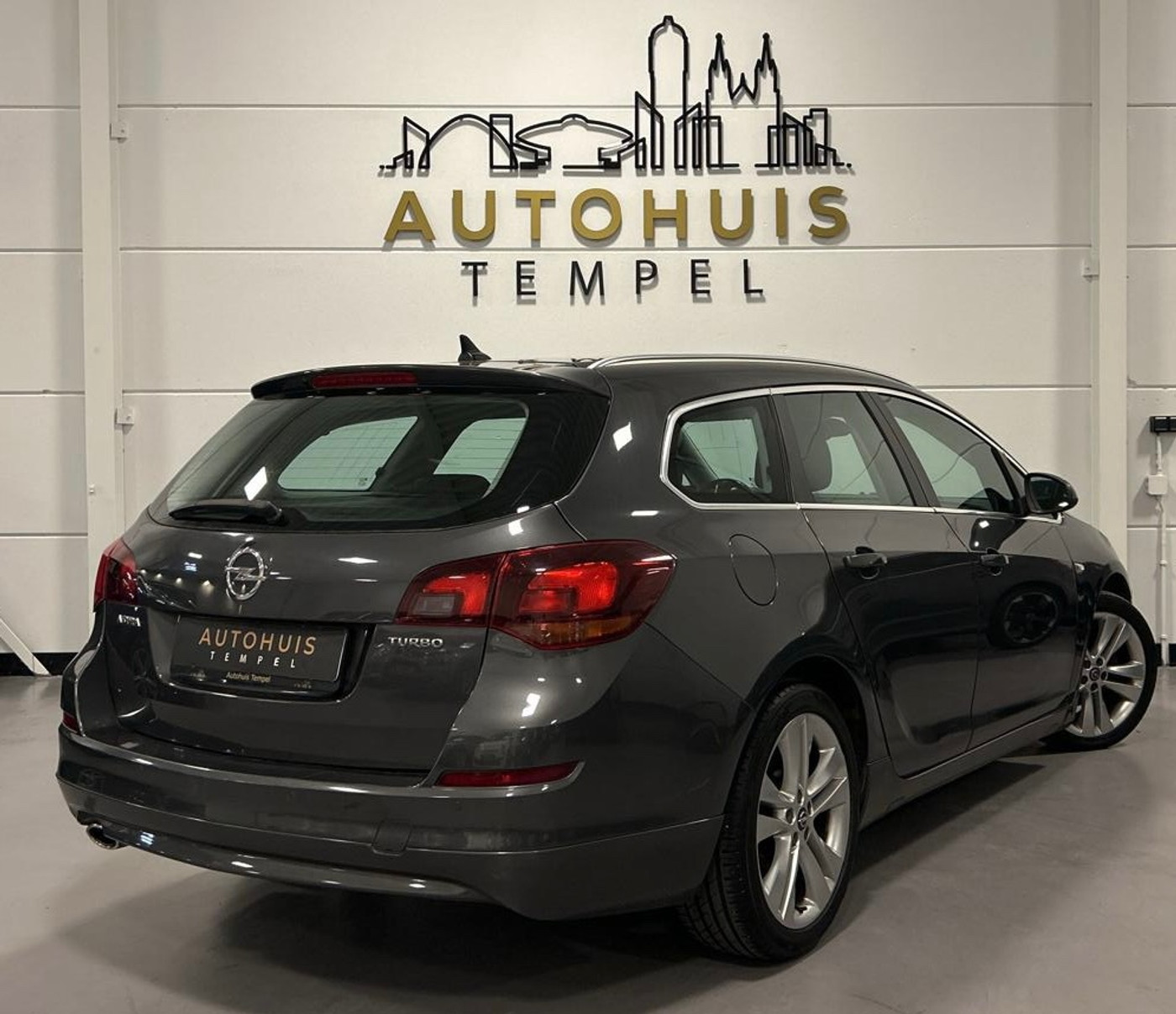 Foto van Opel Astra Sports Tourer