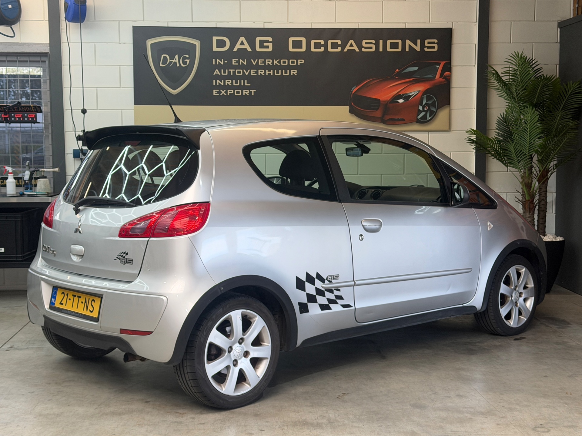 Foto van Mitsubishi Mitsubishi Colt