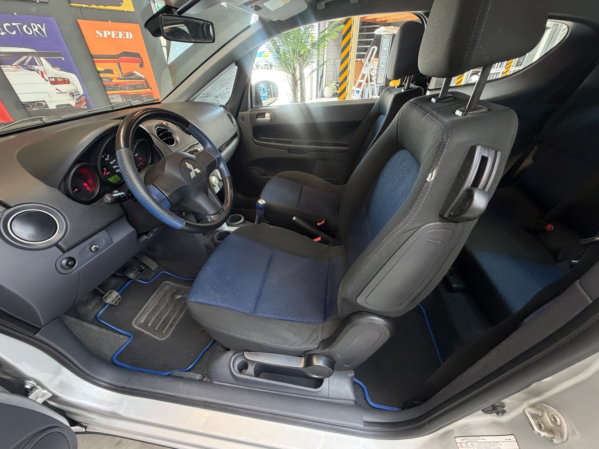 Foto van Mitsubishi Mitsubishi Colt