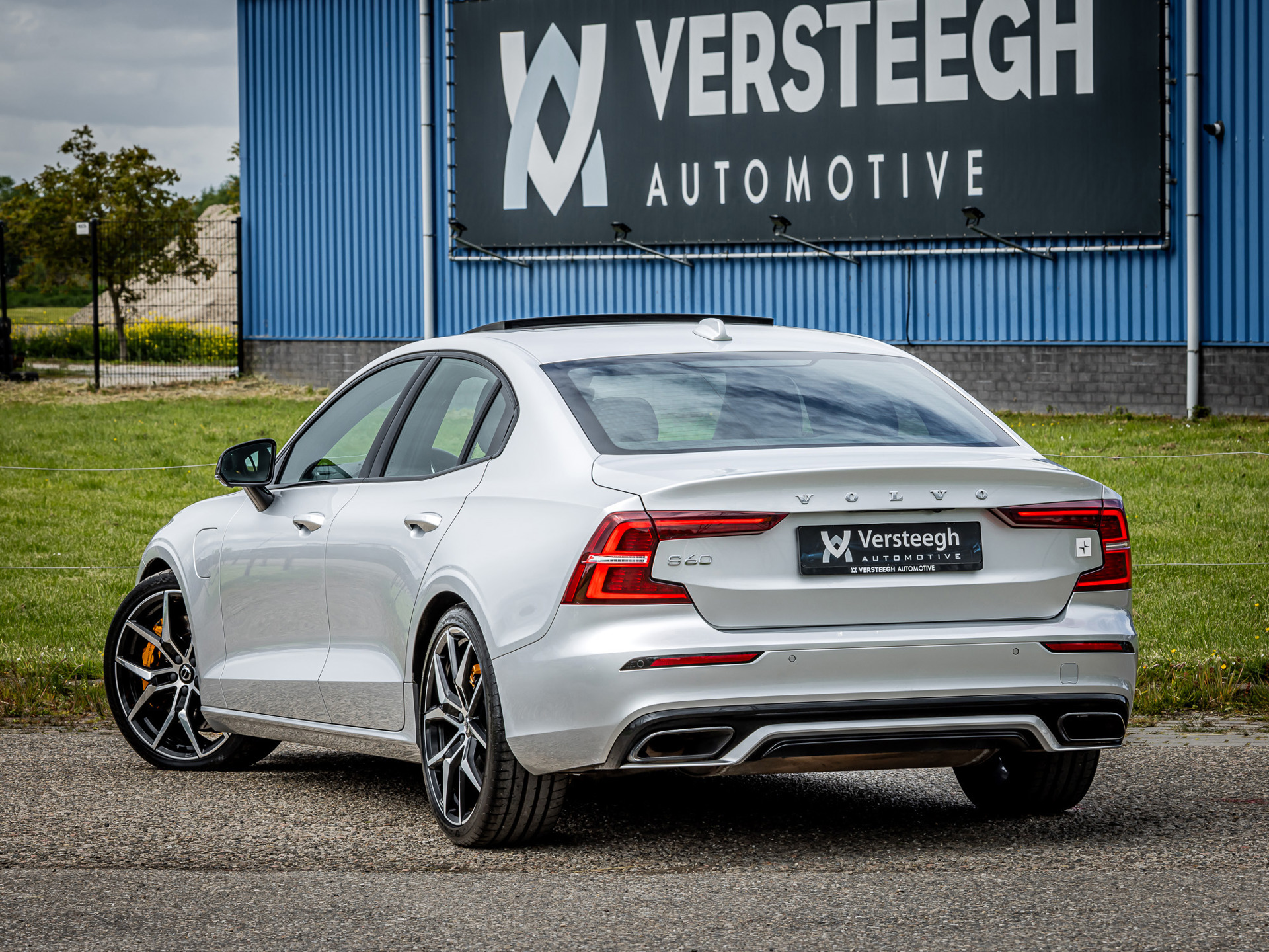 Foto van Volvo S60 T8 Twin Engine