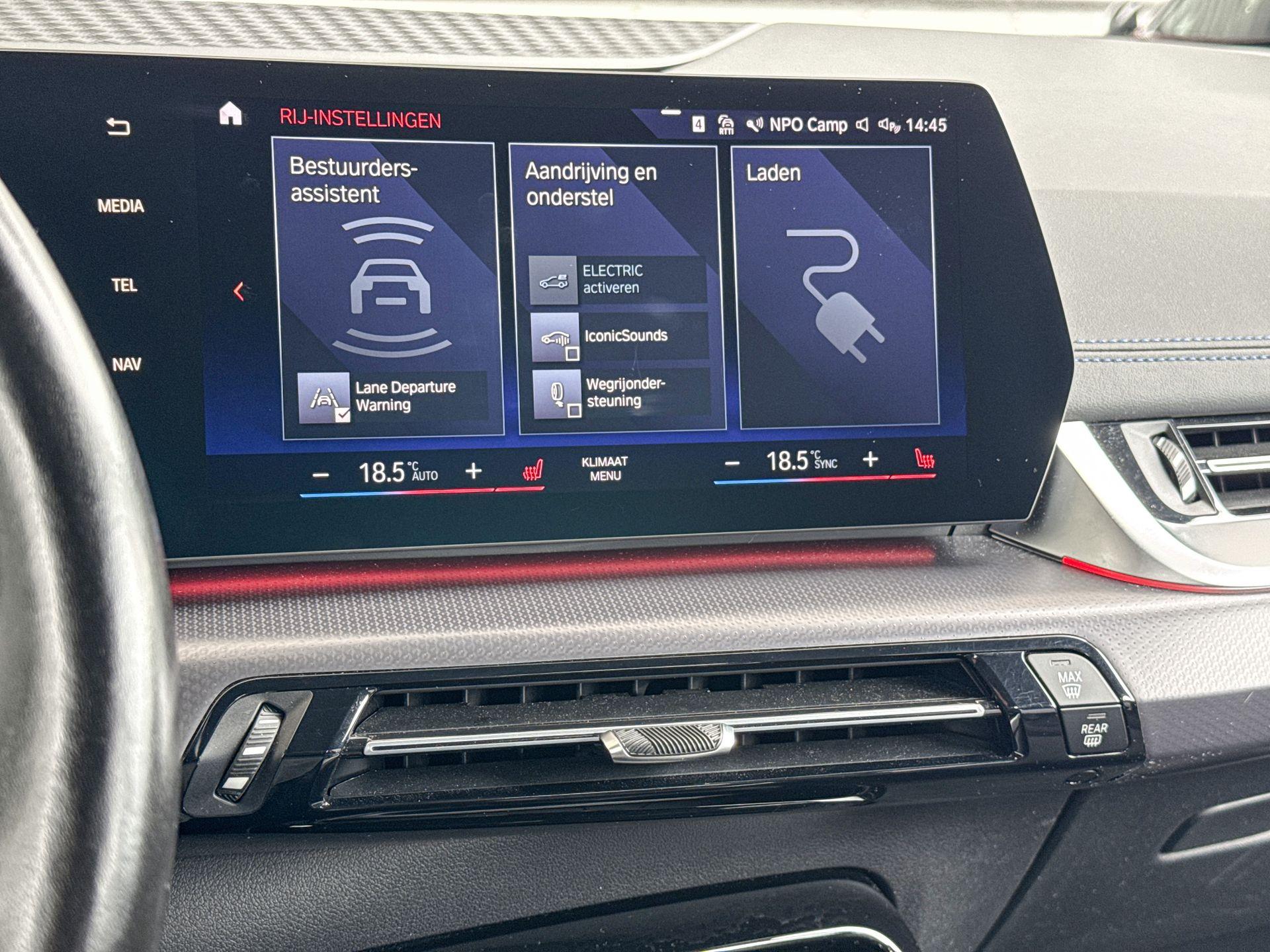 Foto van BMW 230e xDrive Active Tourer
