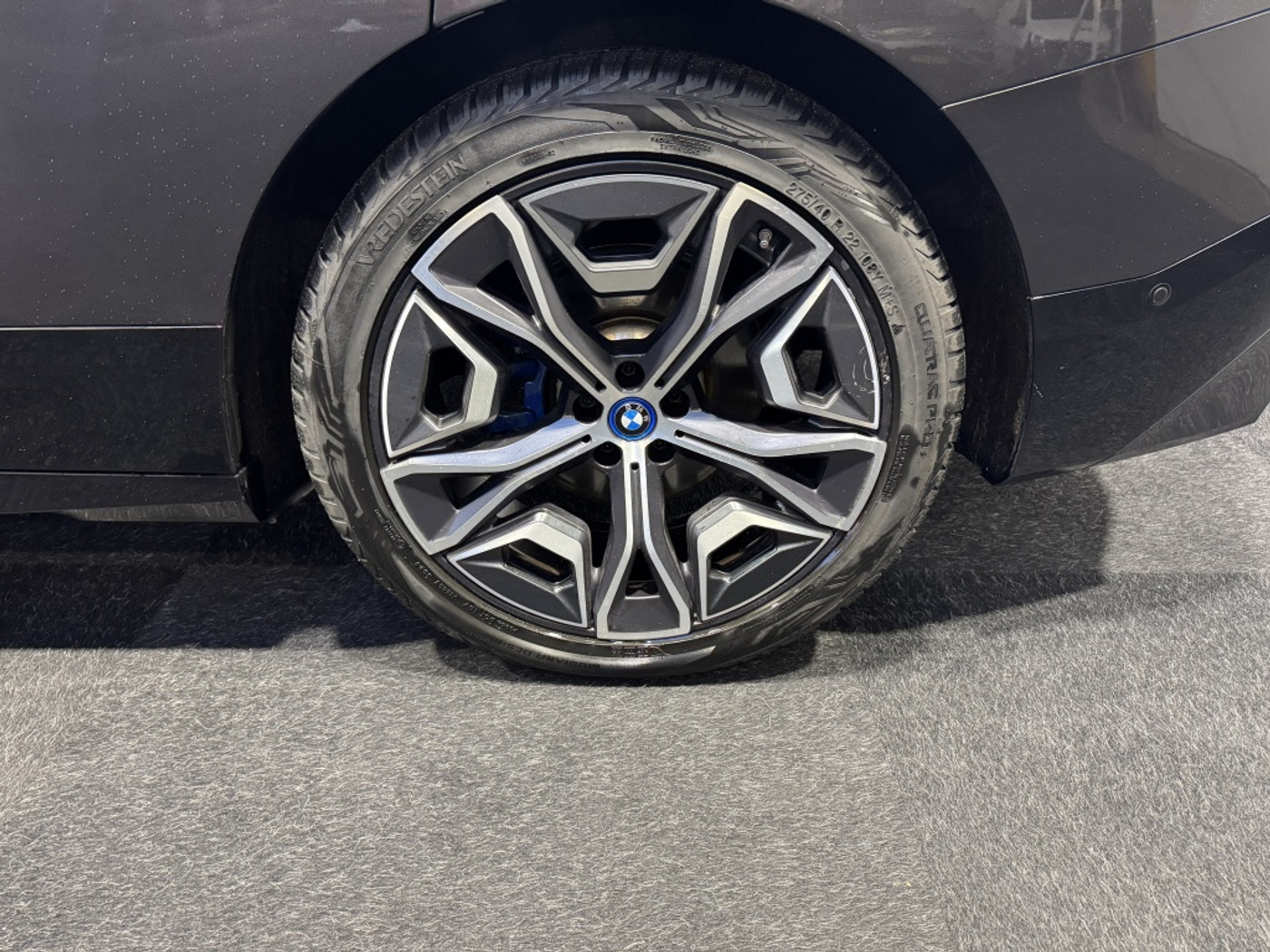 Foto van BMW Ix Xdrive40