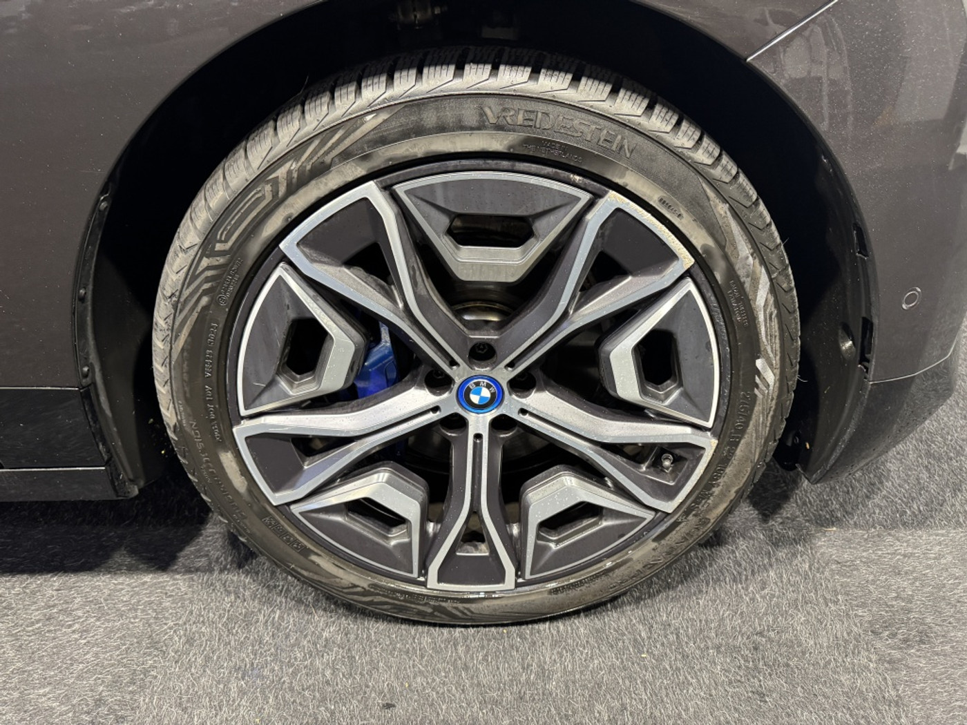 Foto van BMW Ix Xdrive40