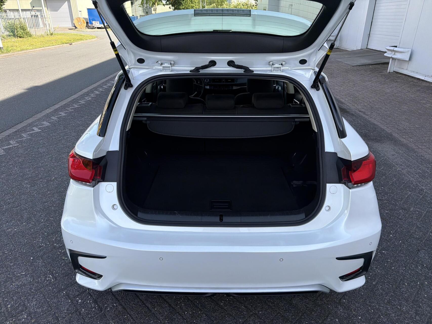 Foto van Lexus Lexus Ct200h
