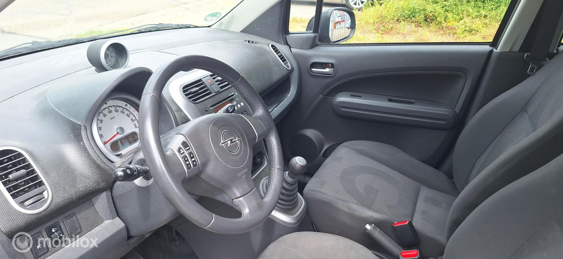 Foto van Opel Agila