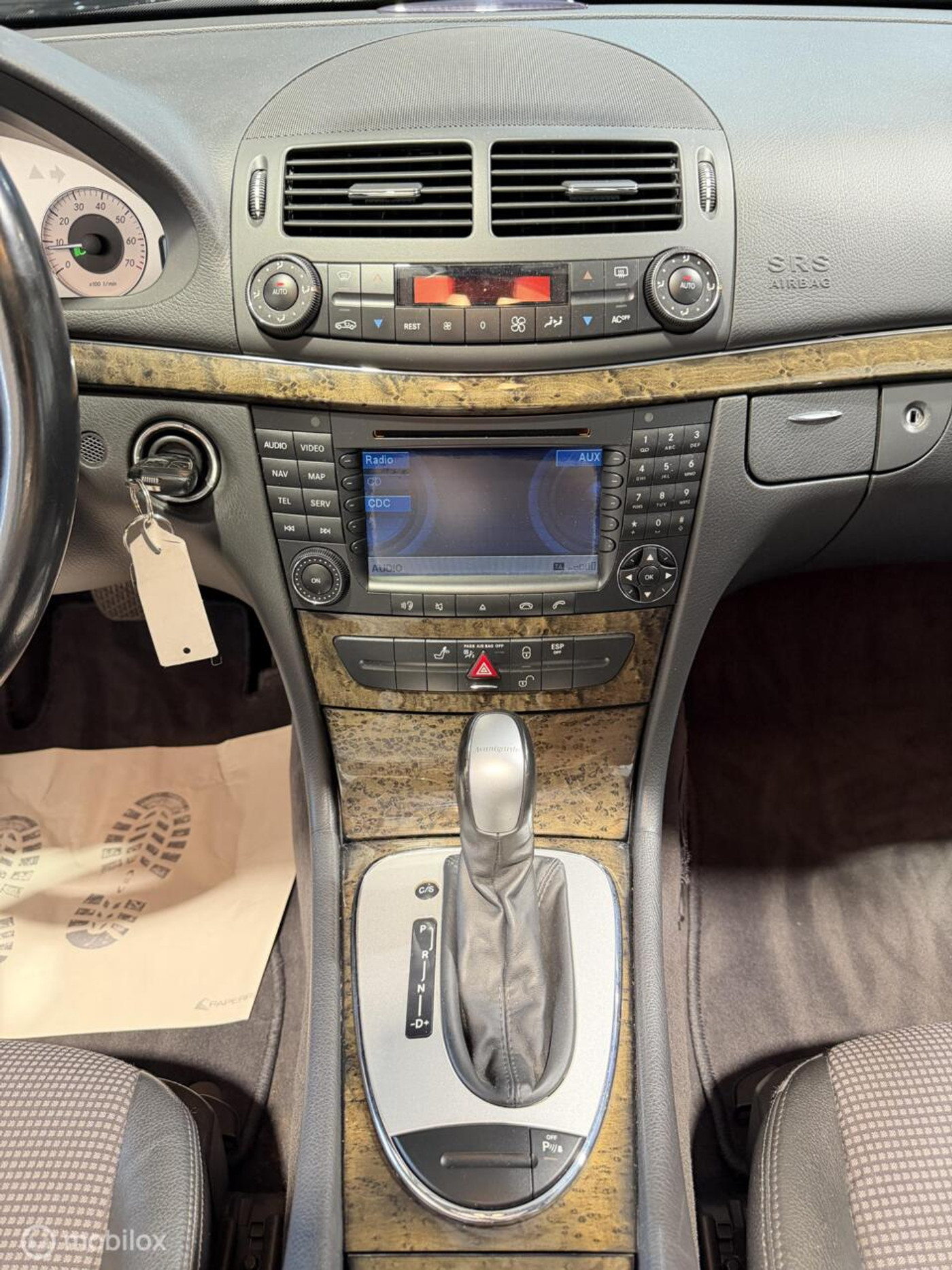 Foto van Mercedes-Benz E 240