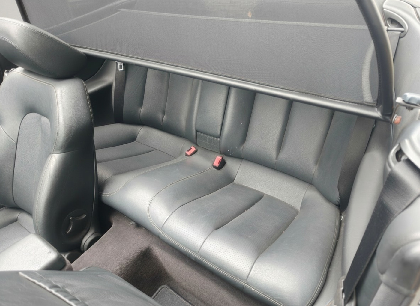 Foto van Mercedes-Benz CLK 320