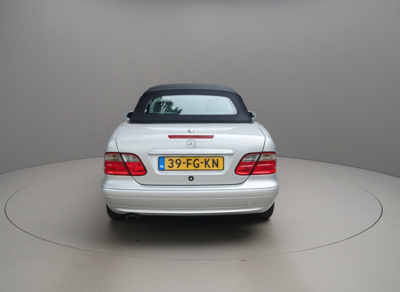 Foto van Mercedes-Benz CLK 320