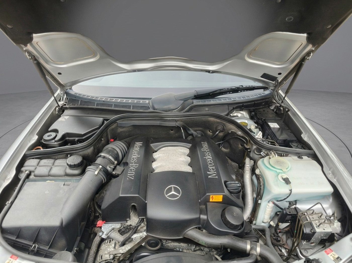 Foto van Mercedes-Benz CLK 320