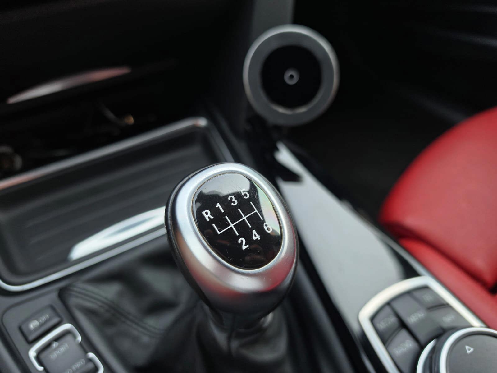 Foto van BMW 320i Ed