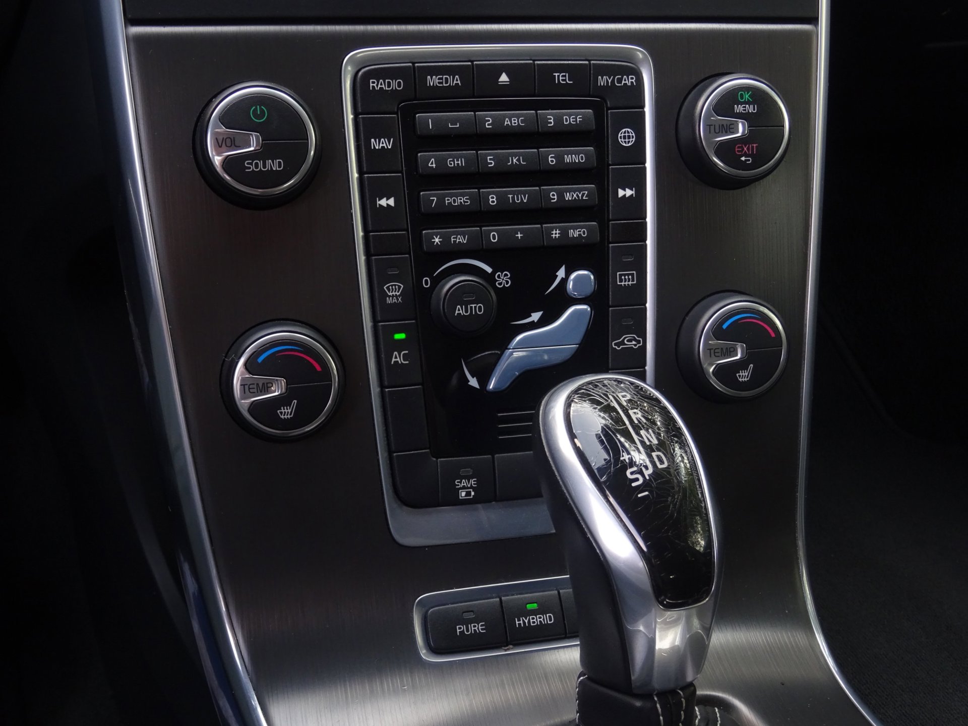 Foto van Volvo V60 Plug In Hybrid