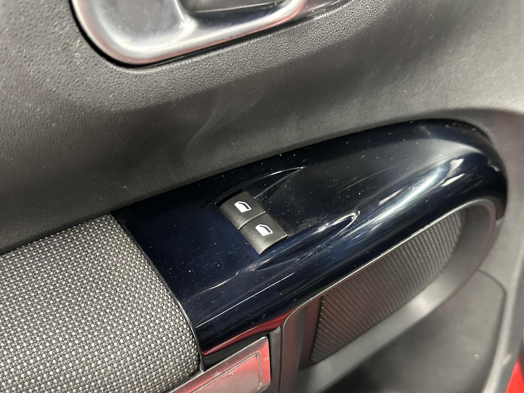 Foto van Citroen C4 Cactus